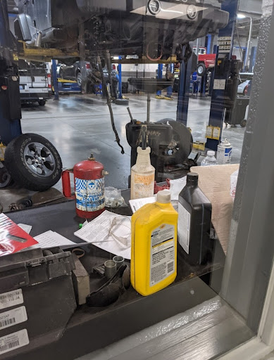 Jeep Dealer «Golling Chrysler Dodge Jeep Ram», reviews and photos, 2405 S Telegraph Rd, Bloomfield Hills, MI 48302, USA