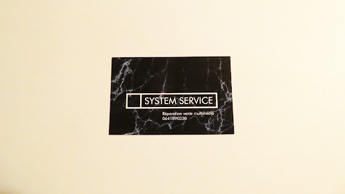 Magasin d'informatique system service Orsay