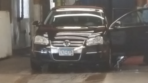 Car Wash «Brookdale Car Wash Inc», reviews and photos, 5500 Brooklyn Blvd, Brooklyn Center, MN 55429, USA