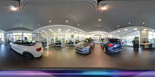 BMW Dealer «Thompson BMW», reviews and photos