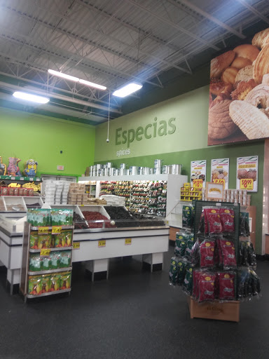 Grocery Store «El Super», reviews and photos, 4421 University Ave, San Diego, CA 92105, USA