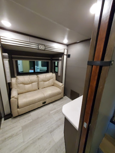 La Mesa RV image