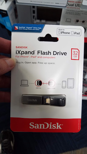 Electronics Store «Best Buy», reviews and photos, 3401 Raleigh Rd Pkwy W #5D, Wilson, NC 27896, USA