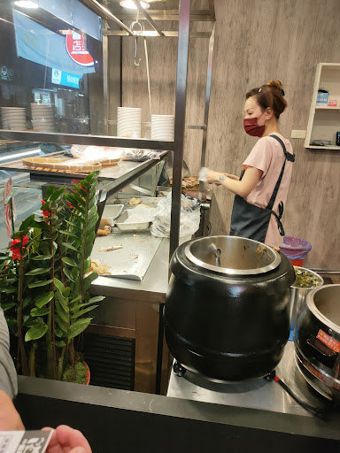 IG 愛雞 土雞肉飯 泰山店 的照片