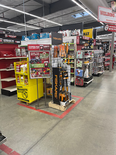 Home Improvement Store «Tractor Supply Co.», reviews and photos, 1303 North Exchange Dr, Saratoga Springs, UT 84045, USA