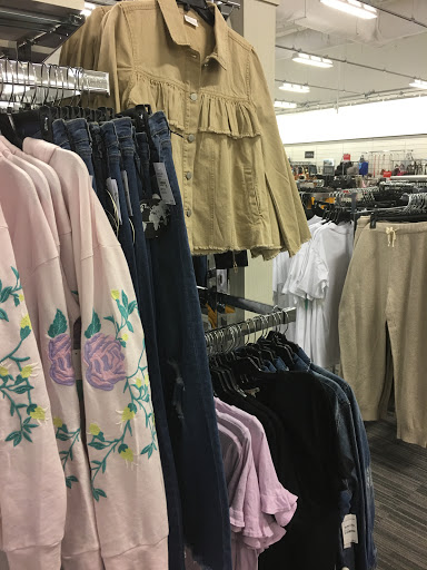 Department Store «Nordstrom Rack Chapel Hills East», reviews and photos, 7645 Academy Blvd N, Colorado Springs, CO 80920, USA