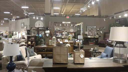 Furniture Store «Ashley HomeStore», reviews and photos, 925 Paterson Plank Rd, Secaucus, NJ 07094, USA