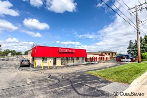 Self-Storage Facility «CubeSmart Self Storage», reviews and photos, 30W330 Butterfield Rd, Warrenville, IL 60555, USA