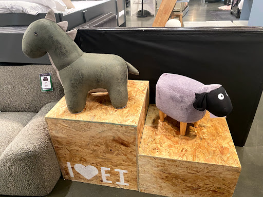 Furniture Store «Walls Furniture & Mattress», reviews and photos, 3611 N Nebo Rd, Muncie, IN 47304, USA