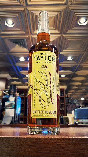 Liquor Store «Sharon Package Store», reviews and photos, 1 Gay St, Sharon, CT 06069, USA