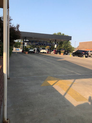 Car Wash «Parkway Car Wash», reviews and photos, 4206 S Carrier Pkwy, Grand Prairie, TX 75052, USA