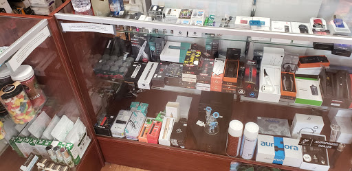 Tobacco Shop «JJ Smoke Shop», reviews and photos, 7221 Frankford Ave, Philadelphia, PA 19135, USA