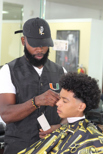 Beauty Salon «Beauty Cafe Salon», reviews and photos, 8909 W Oakland Park Blvd, Sunrise, FL 33351, USA