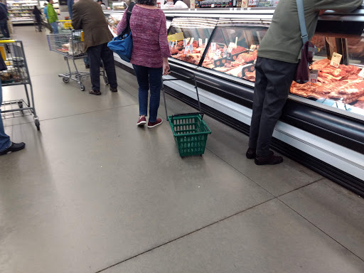 Supermarket «Berkeley Bowl West», reviews and photos, 920 Heinz Ave, Berkeley, CA 94710, USA