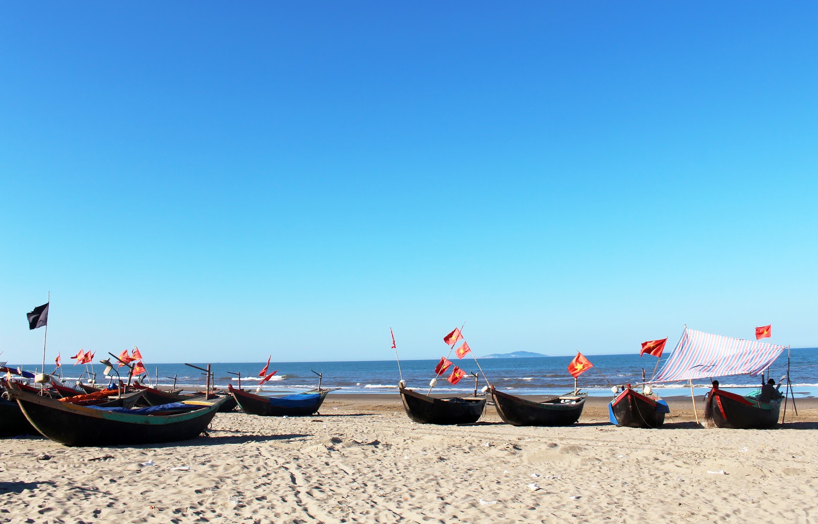Photo de Xuan Thanh Beach avec un niveau de propreté de partiellement propre