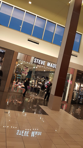 Shopping Mall «Cherry Hill Mall», reviews and photos, 2000 NJ-38, Cherry Hill, NJ 08002, USA