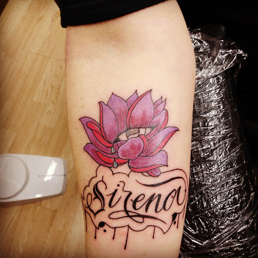 Tattoo Shop «A - Town Ink Tattoo Studio», reviews and photos, 1313 Jackson St, Anderson, IN 46016, USA