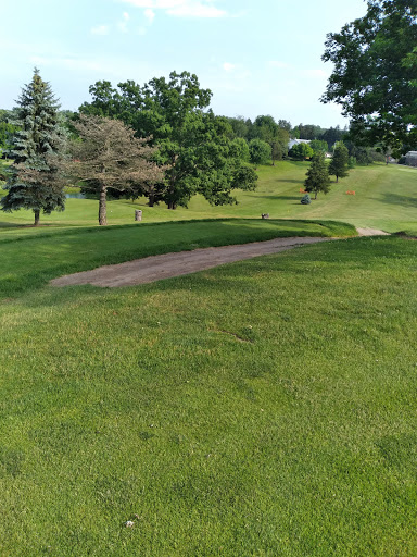 Golf Course «Meadowlake Golf & Swim», reviews and photos, 1211 39th St NE, Canton, OH 44714, USA