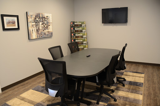 Roofing Contractor «Theisen Roofing & Siding Co», reviews and photos, 257 W Stephenie Dr, Cortland, IL 60112, USA