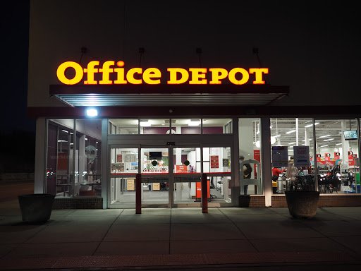 Office Supply Store «Office Depot», reviews and photos, 2722 Green Bay Rd, Evanston, IL 60201, USA