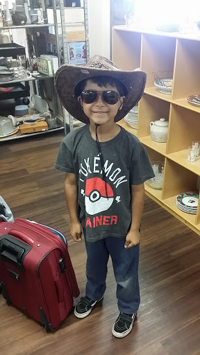 Thrift Store «Edgar & James – Goodwill Specialty Store & Donation Center», reviews and photos