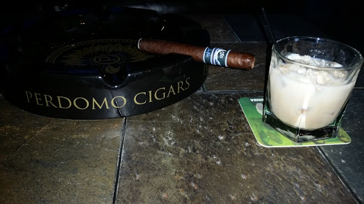 Cigar Shop «Island Girl Cigar Bar», reviews and photos, 7860 Gate Pkwy #115, Jacksonville, FL 32256, USA