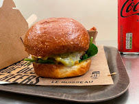Plats et boissons du Restaurant de hamburgers Le Ruisseau Burger Joint à Paris - n°12