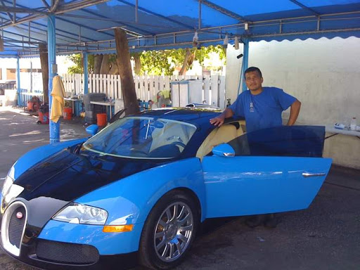 Car Detailing Service «South Beach Finest Hand Car Wash», reviews and photos, 1229 18th St, Miami Beach, FL 33139, USA