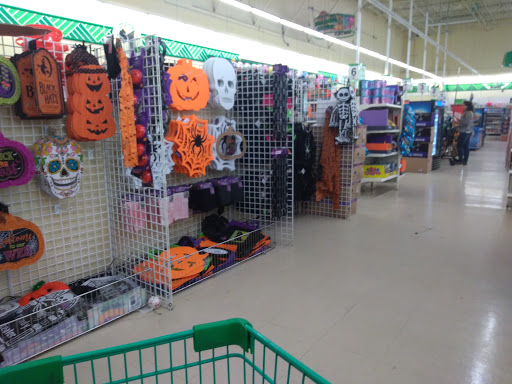 Dollar Store «Dollar Tree», reviews and photos, 2400 Boca Chica Blvd, Brownsville, TX 78521, USA