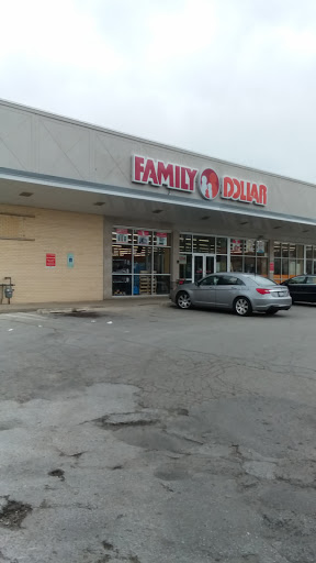 FAMILY DOLLAR, 265 W 144th St, Riverdale, IL 60827, USA, 