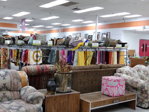 Thrift Store «32nd St & Cactus Goodwill Retail Store & Donation Center», reviews and photos