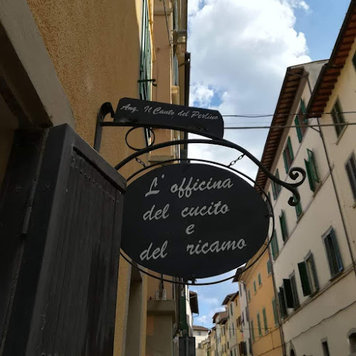 L officina del cucito e ricamo - Via del Lungo Isidoro - Montevarchi