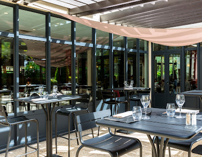 Restaurant de l,Hôtel Oceania Nantes - 1 Rue Pierre Latecoere, 44340 Bouguenais, France