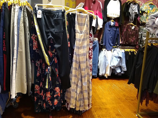 Clothing Store «Forever 21», reviews and photos, 1201 Main St 101& 201, Houston, TX 77002, USA