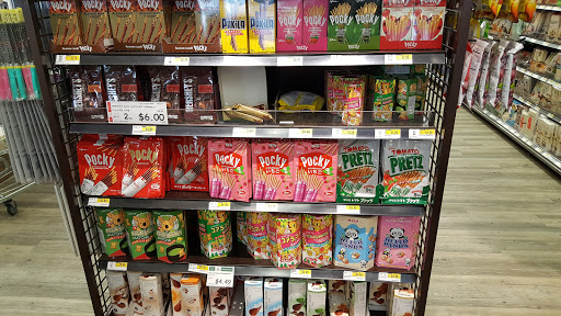 Korean Grocery Store «H Mart», reviews and photos, 34 E Golf Rd, Schaumburg, IL 60173, USA