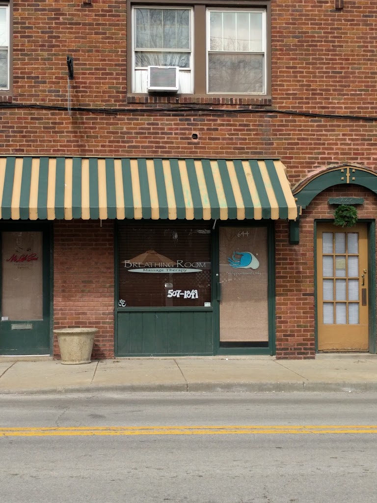 Clare's Breathing Room 46208