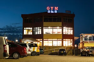 Gym Sports & Spa image