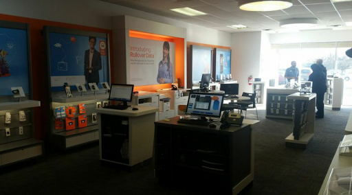 Cell Phone Store «AT&T Authorized Retailer», reviews and photos, 5550 W 86th St #107, Indianapolis, IN 46278, USA