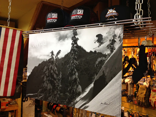 Outdoor Sports Store «Pro Ski and Mountain Service», reviews and photos, 108 W North Bend Way, North Bend, WA 98045, USA