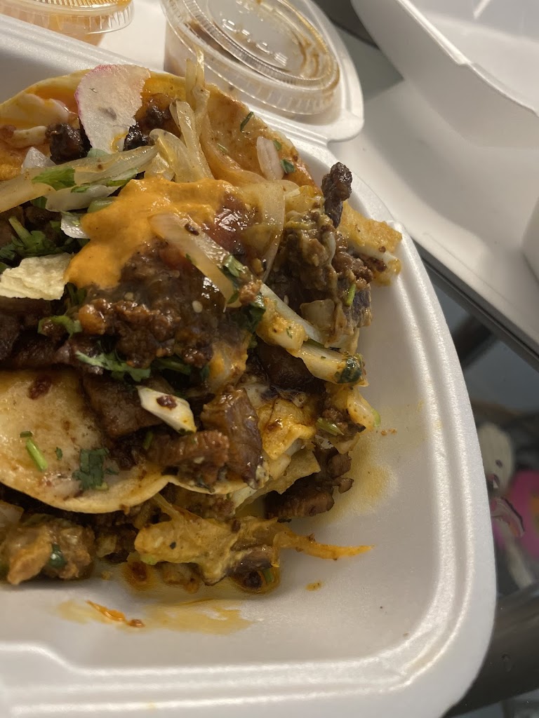 Échale salsa Taquería 97225