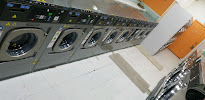 Soap & Bubbles Laundromat - Photo 4 - Car repair in Elizabeth, NJ, Elizabeth