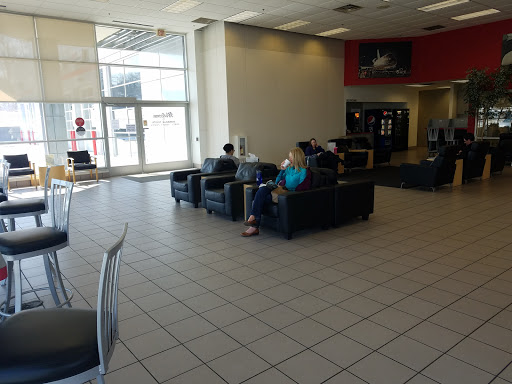 Car Repair and Maintenance «Burnsville Toyota Service & Parts», reviews and photos, 14800 Burnhaven Dr, Burnsville, MN 55306, USA