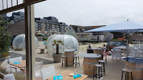 Atmosphère du Restaurant de fruits de mer Restaurant La Maison Bleue à Courseulles-sur-Mer - n°17