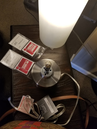 Furniture Store «Art Van Furniture - Livonia», reviews and photos, 29905 W Seven Mile Rd, Livonia, MI 48152, USA