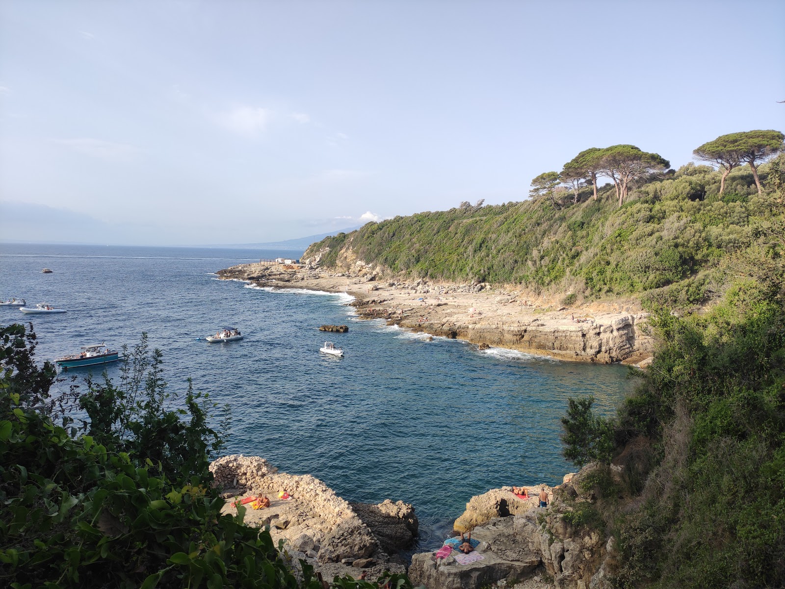 Foto von Spiaggia della Pignatella - beliebter Ort unter Entspannungskennern