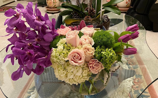 Florist «Vienna Florist & Gifts», reviews and photos, 431 Maple Ave W, Vienna, VA 22180, USA