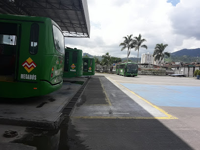 Parqueadero Buses Mega Bus