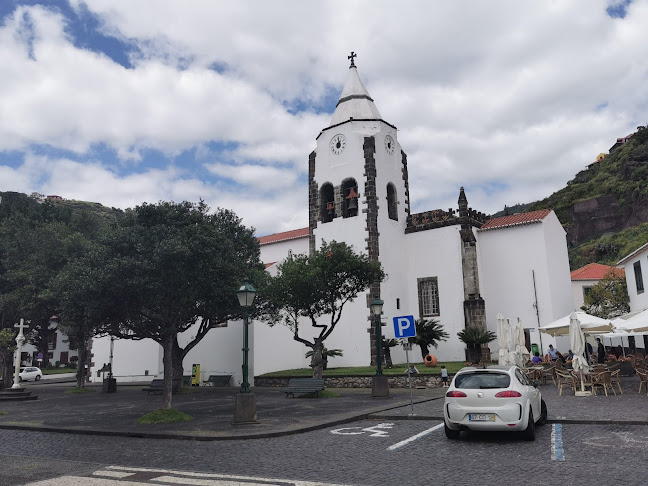 Igreja paroquial de Santa Cruz / Igreja de São Salvador