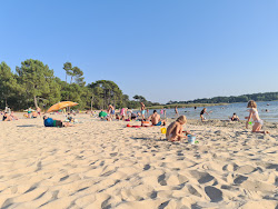 Plage de Caton'in fotoğrafı - rahatlamayı sevenler arasında popüler bir yer