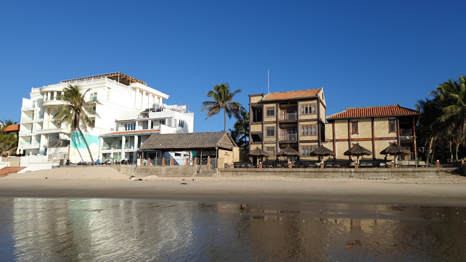Nguyen Dinh Chieu Beach'in fotoğrafı - rahatlamayı sevenler arasında popüler bir yer